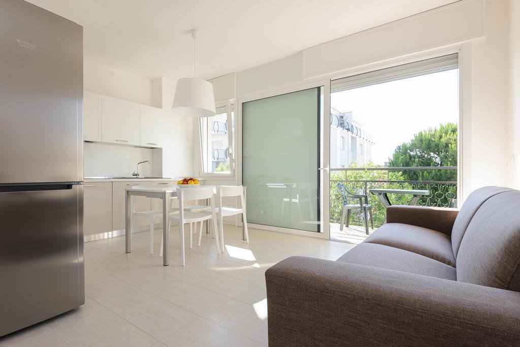 Venus Apartment Lignano Sabbiadoro Ngoại thất bức ảnh