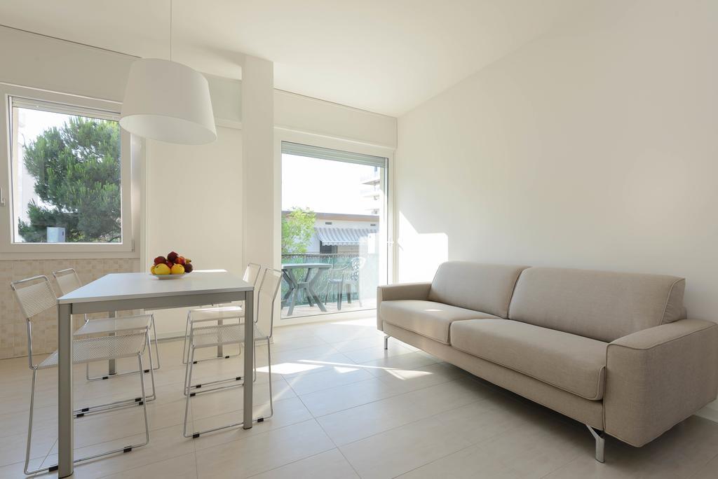 Venus Apartment Lignano Sabbiadoro Ngoại thất bức ảnh